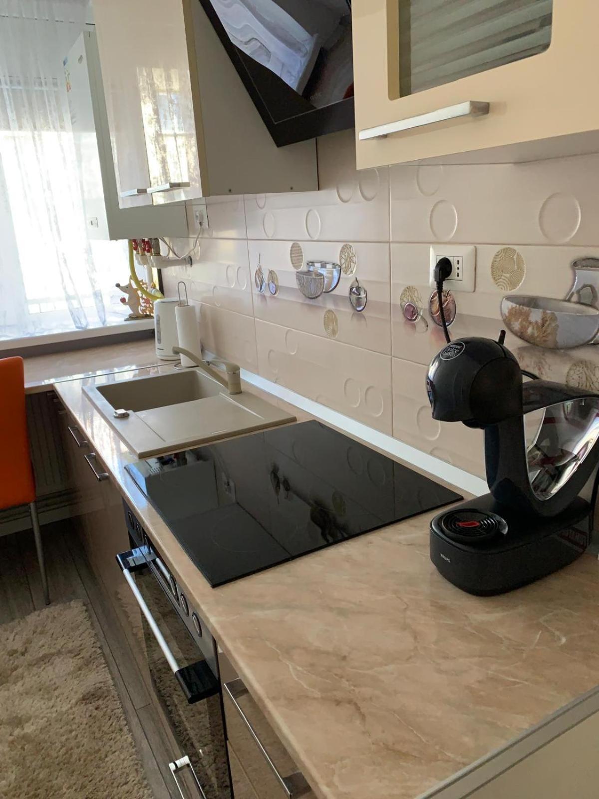 Rose Apartment Piatra Neamt Ngoại thất bức ảnh
