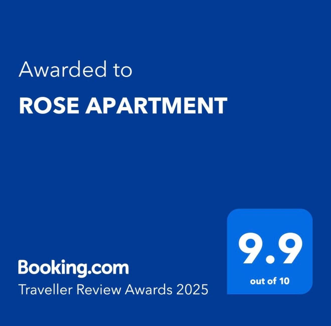Rose Apartment Piatra Neamt Ngoại thất bức ảnh